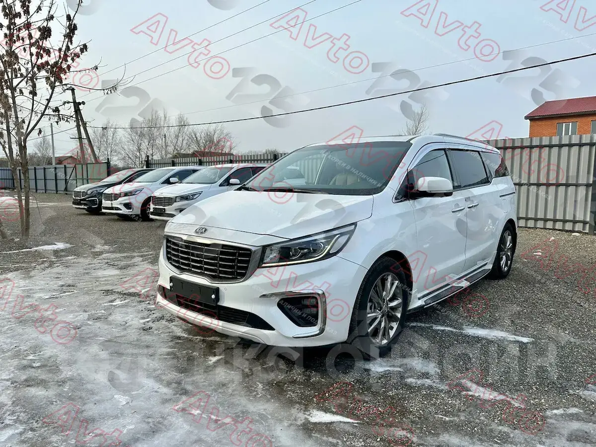 Продажа Kia Carnival, 2019 год, Уссурийск